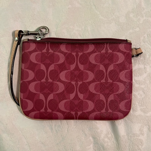 Coach Wristlet Wallet - Picture 3 of 4